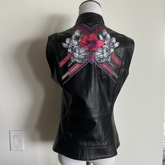 Woman’s who*s who Vest leather jacket black size 44 - Picture 2 of 10